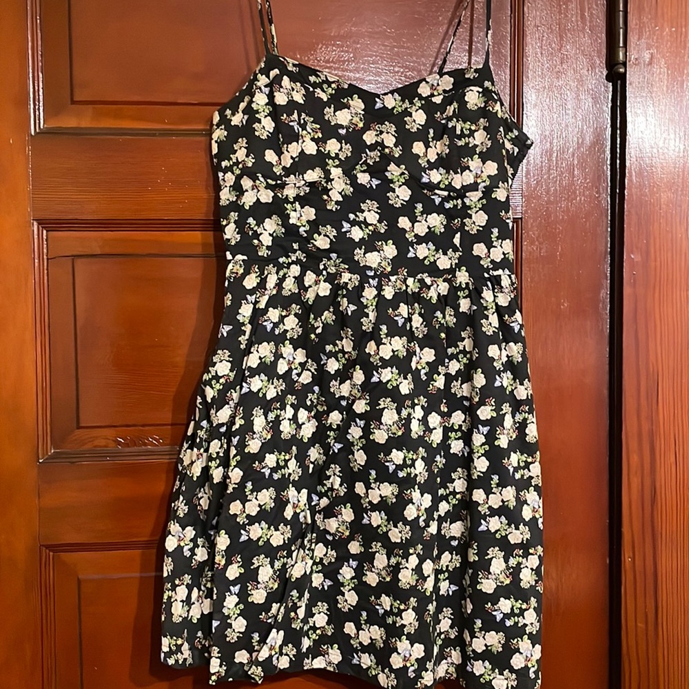H&M Size 8 Summer Dress with Pockets